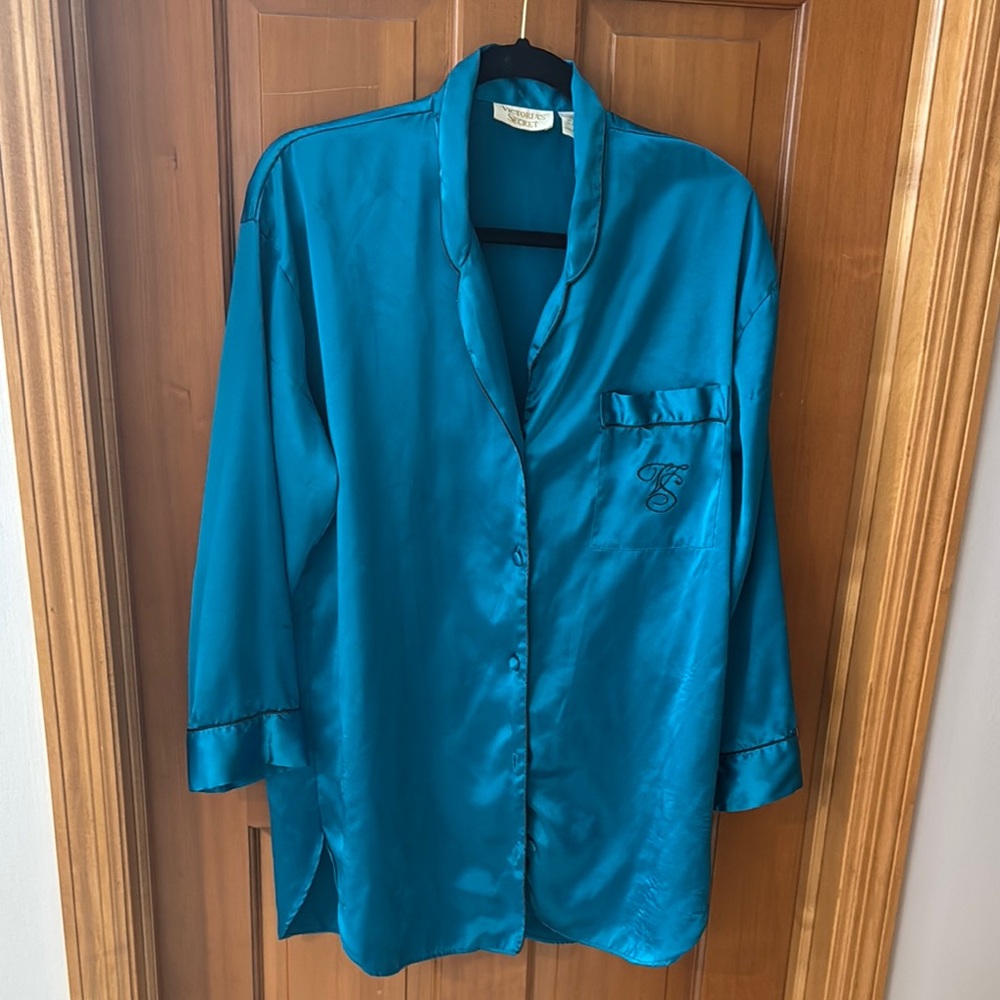 VINTAGE Teal Satin Pajama Top
